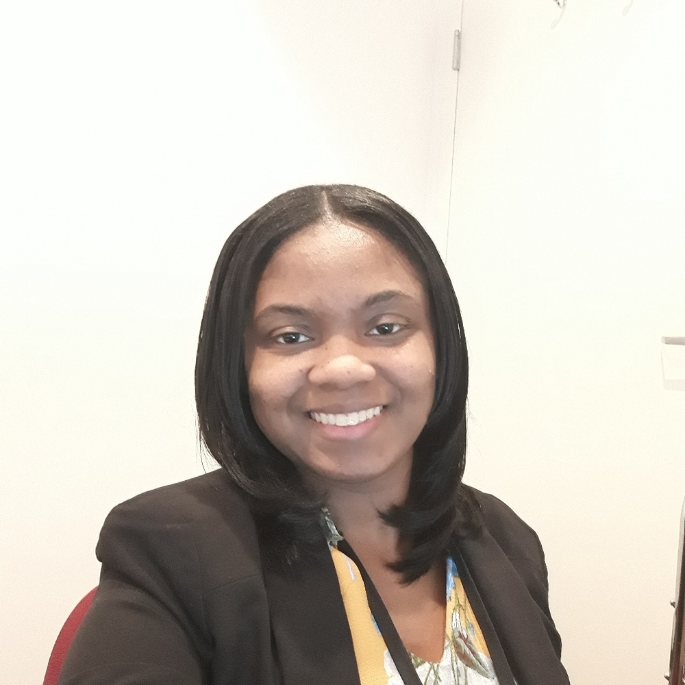 Meet your Posher, Toninette